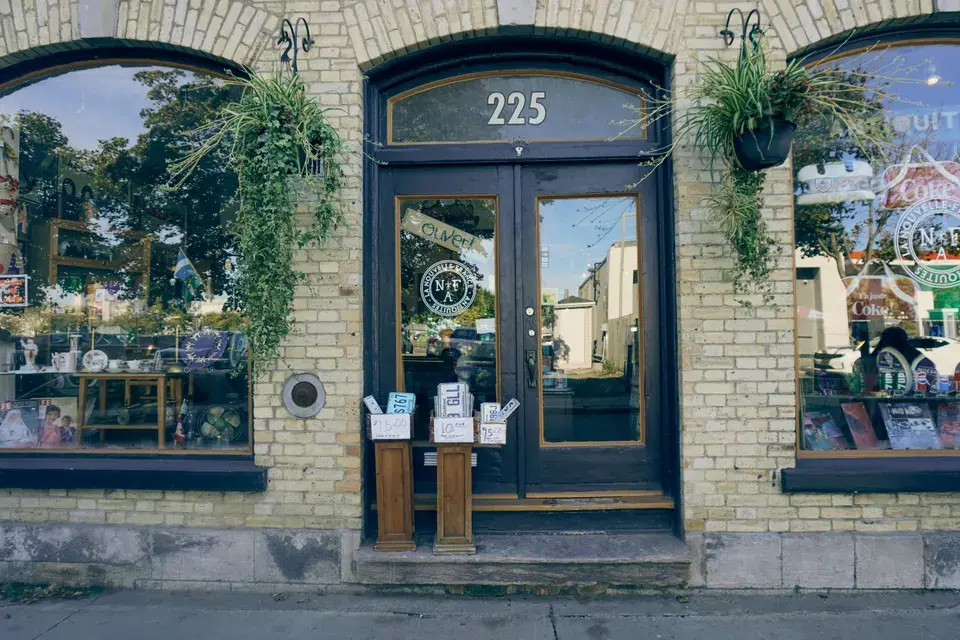Local Landmarks We Proudly Serve Near in Coconut Grove